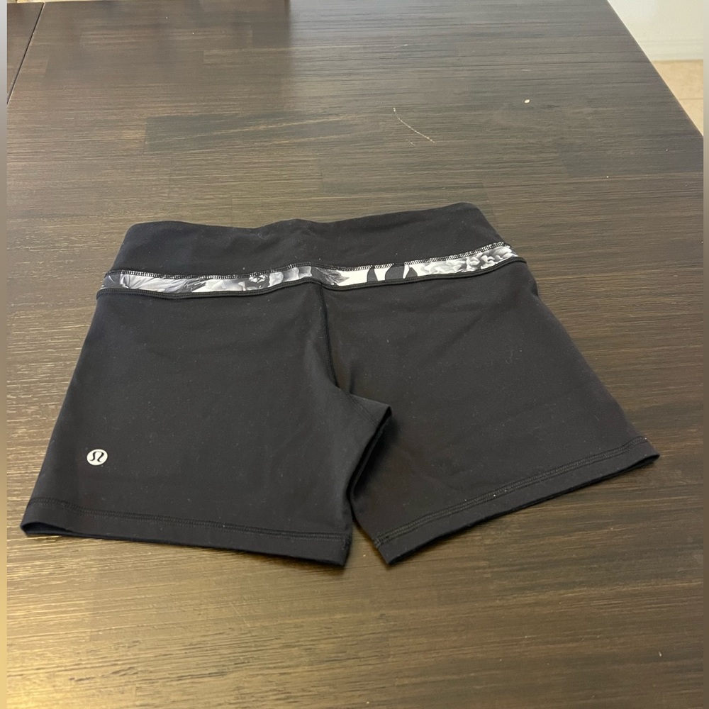 Lululemon reversible shorts, size 4